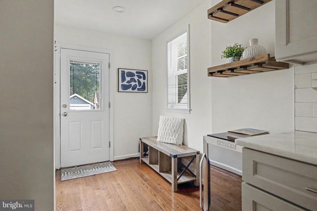 236 PEABODY ST NW, Washington, DC 20011