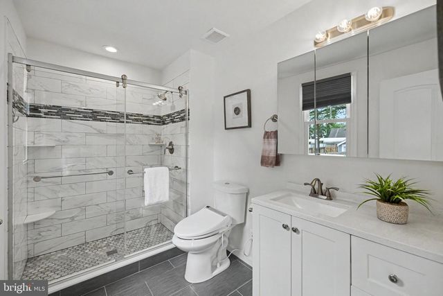 236 PEABODY ST NW, Washington, DC 20011