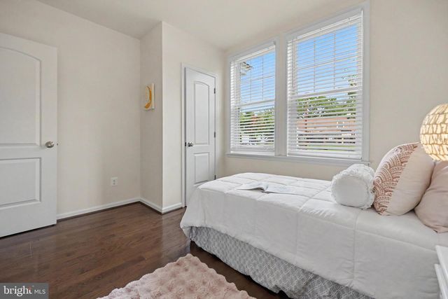 236 PEABODY ST NW, Washington, DC 20011