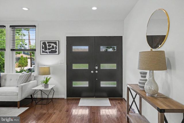 236 PEABODY ST NW, Washington, DC 20011