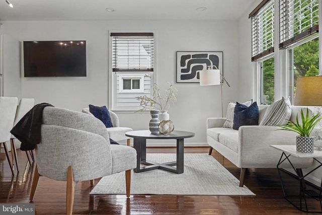 236 PEABODY ST NW, Washington, DC 20011