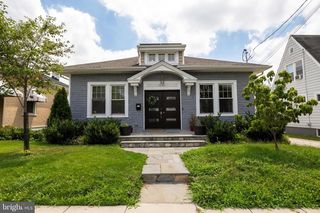 236 PEABODY ST NW, Washington, DC 20011