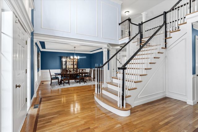 1 Dorothys Way, Bedford, NH 03110