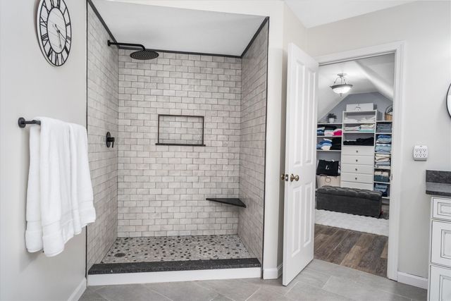 1 Dorothys Way, Bedford, NH 03110