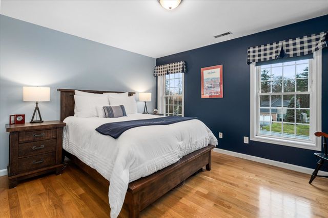 1 Dorothys Way, Bedford, NH 03110