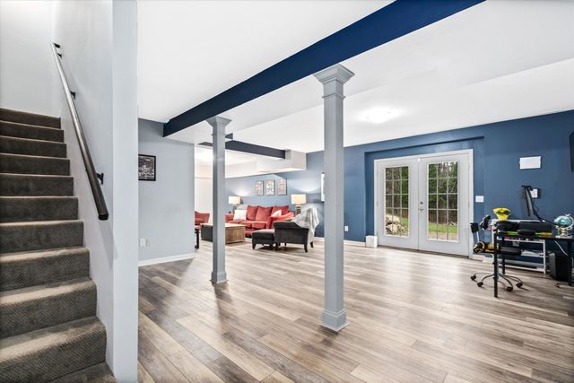 1 Dorothys Way, Bedford, NH 03110