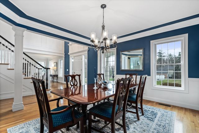 1 Dorothys Way, Bedford, NH 03110