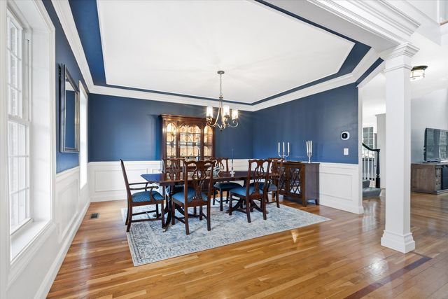 1 Dorothys Way, Bedford, NH 03110