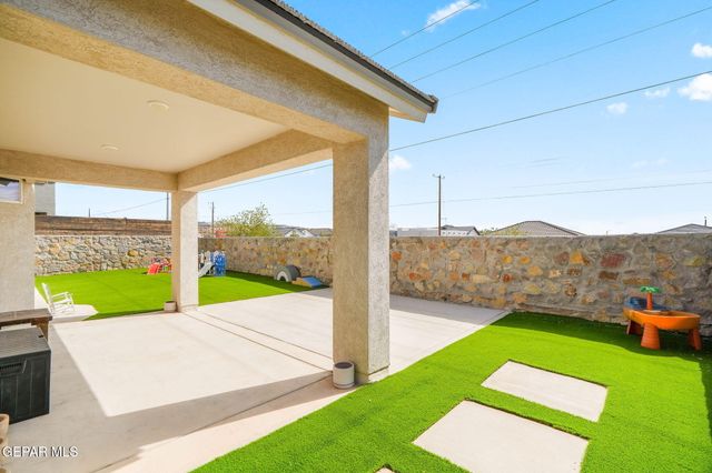 908 CRYSTAL DEER Drive, El Paso, TX 79928