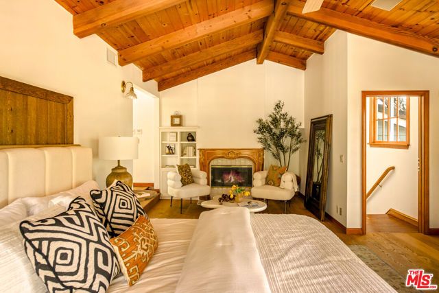 33269 Mulholland Highway, Malibu, CA 90265