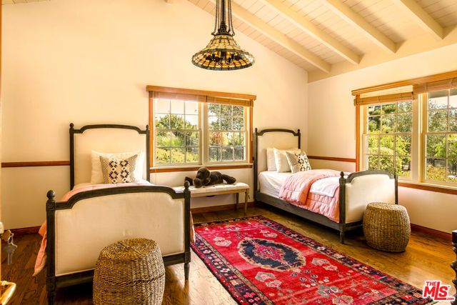 33269 Mulholland Highway, Malibu, CA 90265