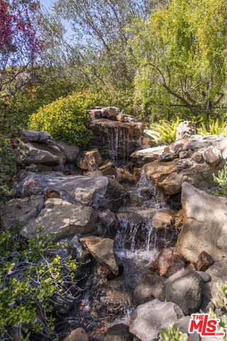 33269 Mulholland Highway, Malibu, CA 90265