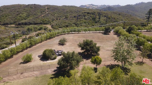 33269 Mulholland Highway, Malibu, CA 90265