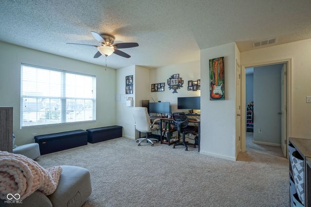 12465 Old Pond Road, Noblesville, IN 46060