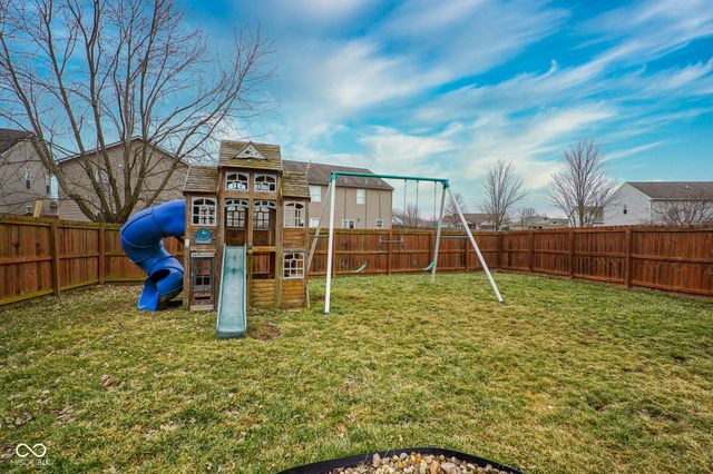 12465 Old Pond Road, Noblesville, IN 46060