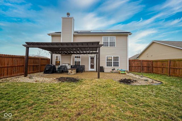 12465 Old Pond Road, Noblesville, IN 46060