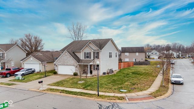 12465 Old Pond Road, Noblesville, IN 46060