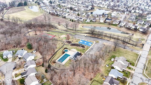 12465 Old Pond Road, Noblesville, IN 46060