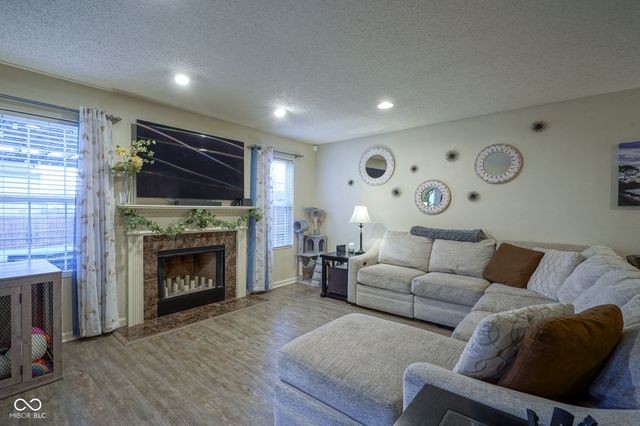 12465 Old Pond Road, Noblesville, IN 46060