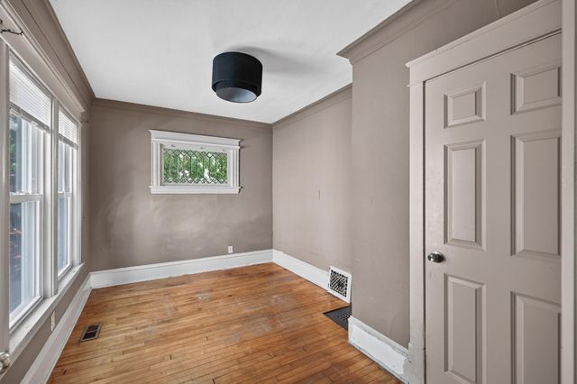 2332 Sheridan Avenue N, Minneapolis, MN 55411