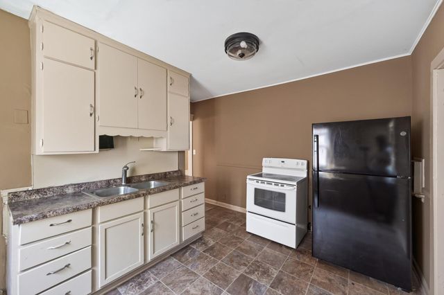 2332 Sheridan Avenue N, Minneapolis, MN 55411