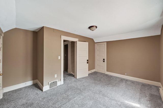 2332 Sheridan Avenue N, Minneapolis, MN 55411