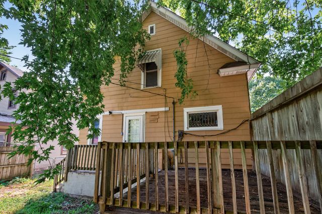 2332 Sheridan Avenue N, Minneapolis, MN 55411