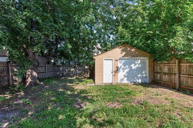 2332 Sheridan Avenue N, Minneapolis, MN 55411