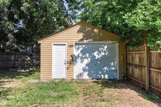 2332 Sheridan Avenue N, Minneapolis, MN 55411