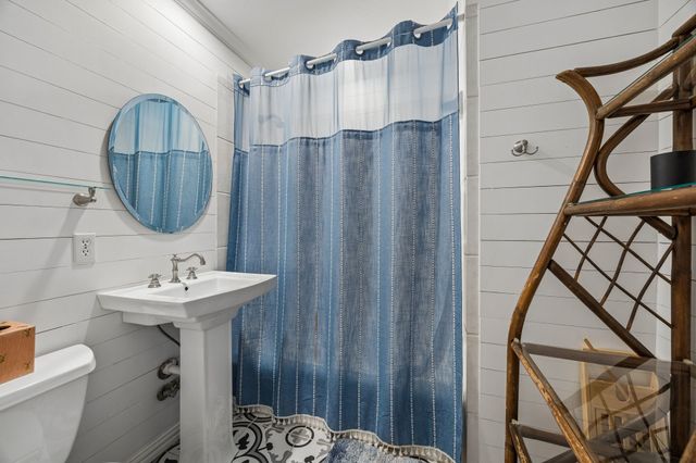 3703 Granada Avenue, University Park, TX 75205
