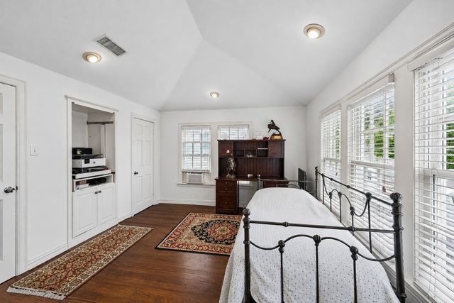 3703 Granada Avenue, University Park, TX 75205