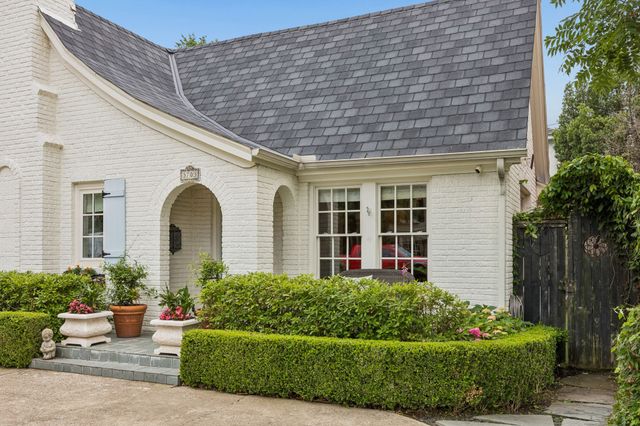 3703 Granada Avenue, University Park, TX 75205