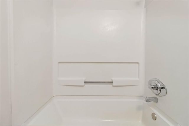 2725 Wildflower Lane, Snellville, GA 30039