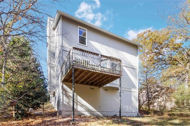 2725 Wildflower Lane, Snellville, GA 30039