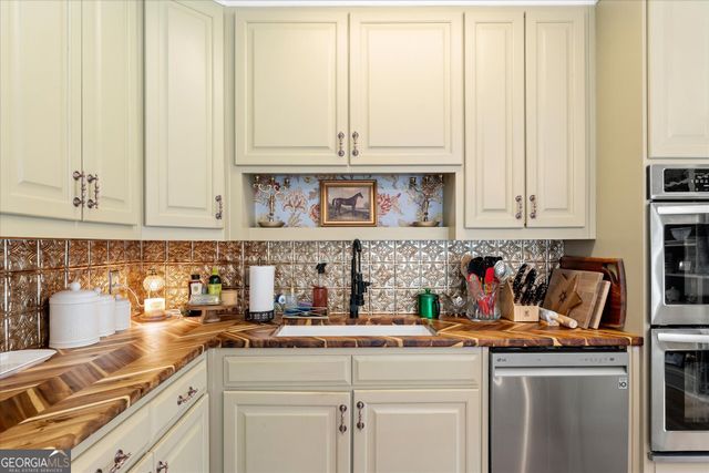 3880 Fern Springs Lane, Douglasville, GA 30135