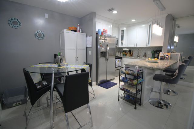 6575 W 27th Court 21-46, Hialeah, FL 33016