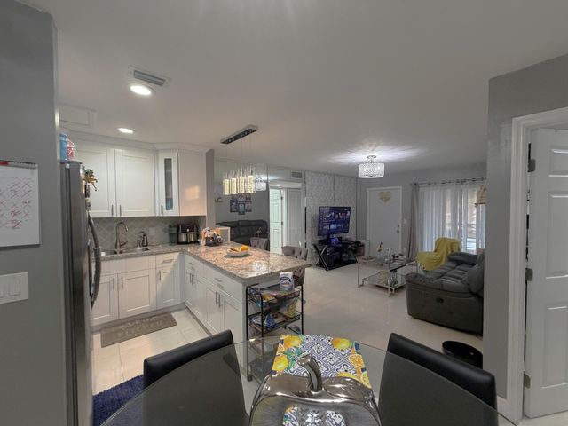 6575 W 27th Court 21-46, Hialeah, FL 33016