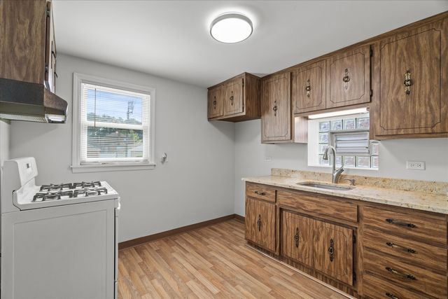 3601 S 57th Court, Cicero, IL 60804