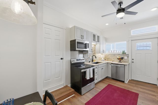 25 W 12th Street, Newport, KY 41071