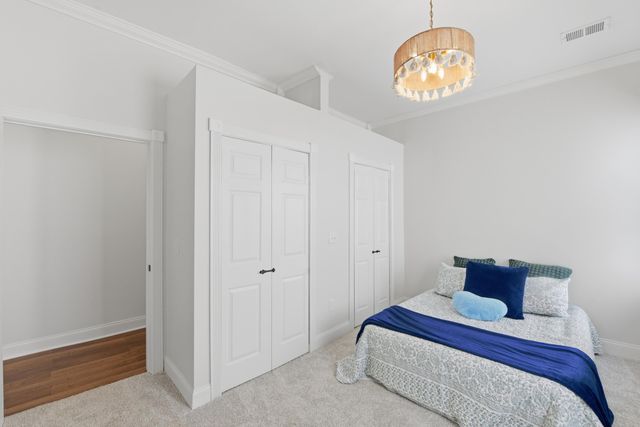25 W 12th Street, Newport, KY 41071