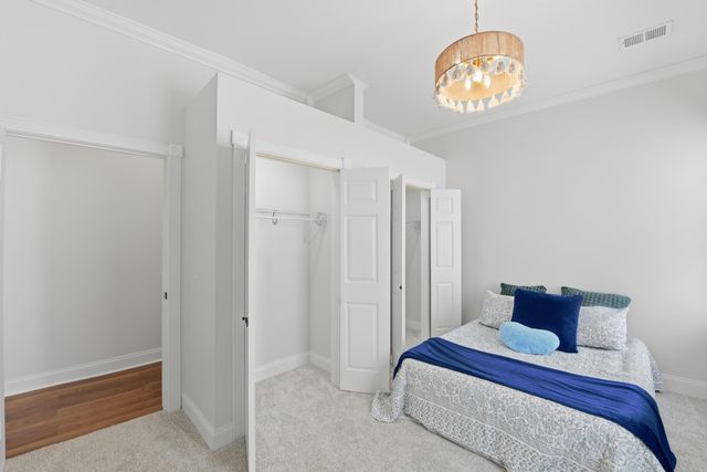 25 W 12th Street, Newport, KY 41071