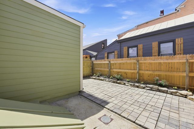 25 W 12th Street, Newport, KY 41071