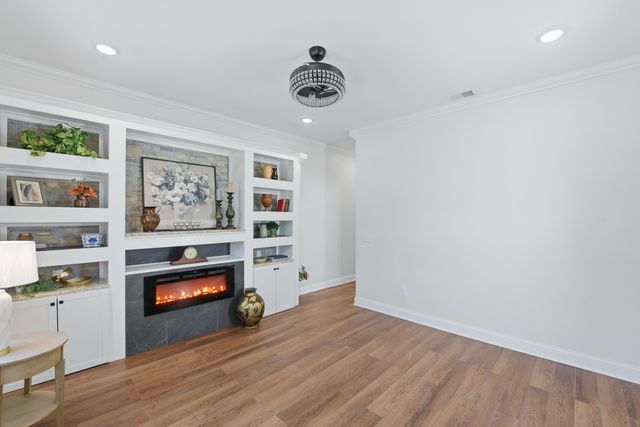 25 W 12th Street, Newport, KY 41071