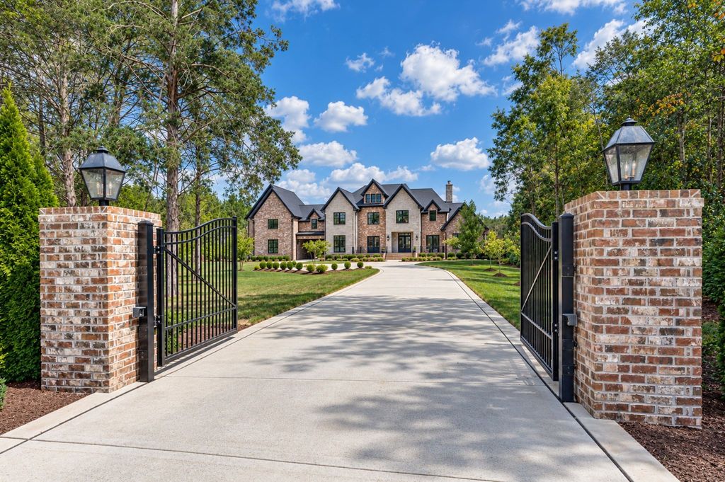 4004 Trinity Rd, Franklin, TN 37067