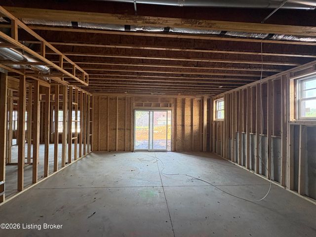 3108 Littlecote Ln, Louisville, KY 40245