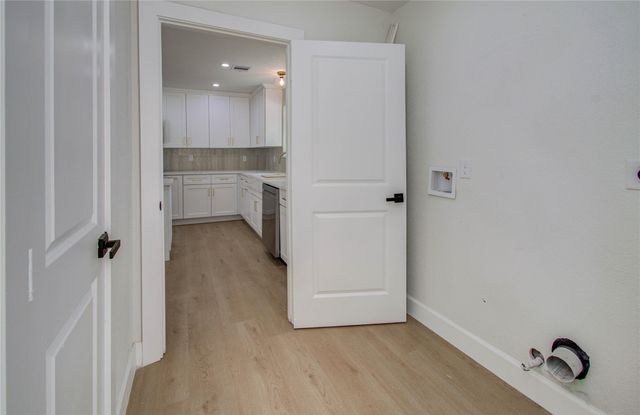 1602 Baker Drive, Tomball, TX 77375