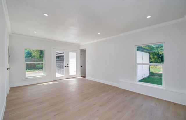 1602 Baker Drive, Tomball, TX 77375