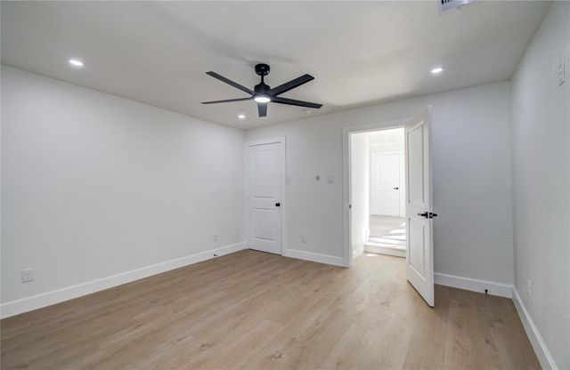 1602 Baker Drive, Tomball, TX 77375