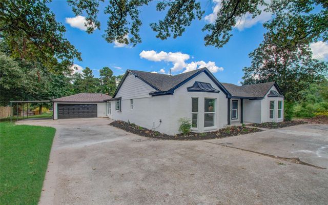 1602 Baker Drive, Tomball, TX 77375