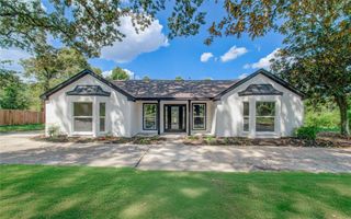 1602 Baker Drive, Tomball, TX 77375